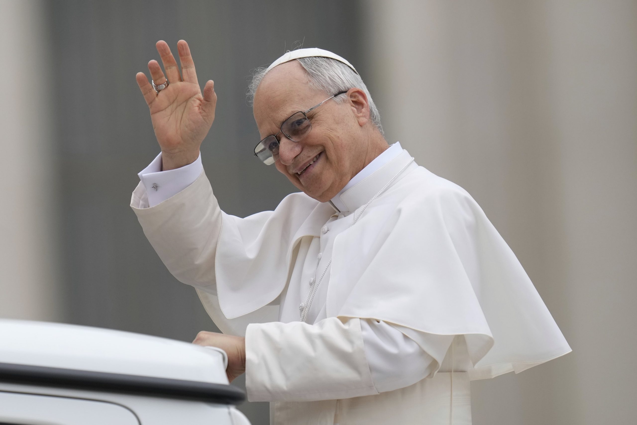 Holiness of Curial officials should sustain Holy See